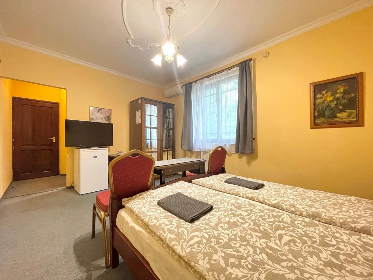 Luxi Romantik Apartments Будапеща Екстериор снимка
