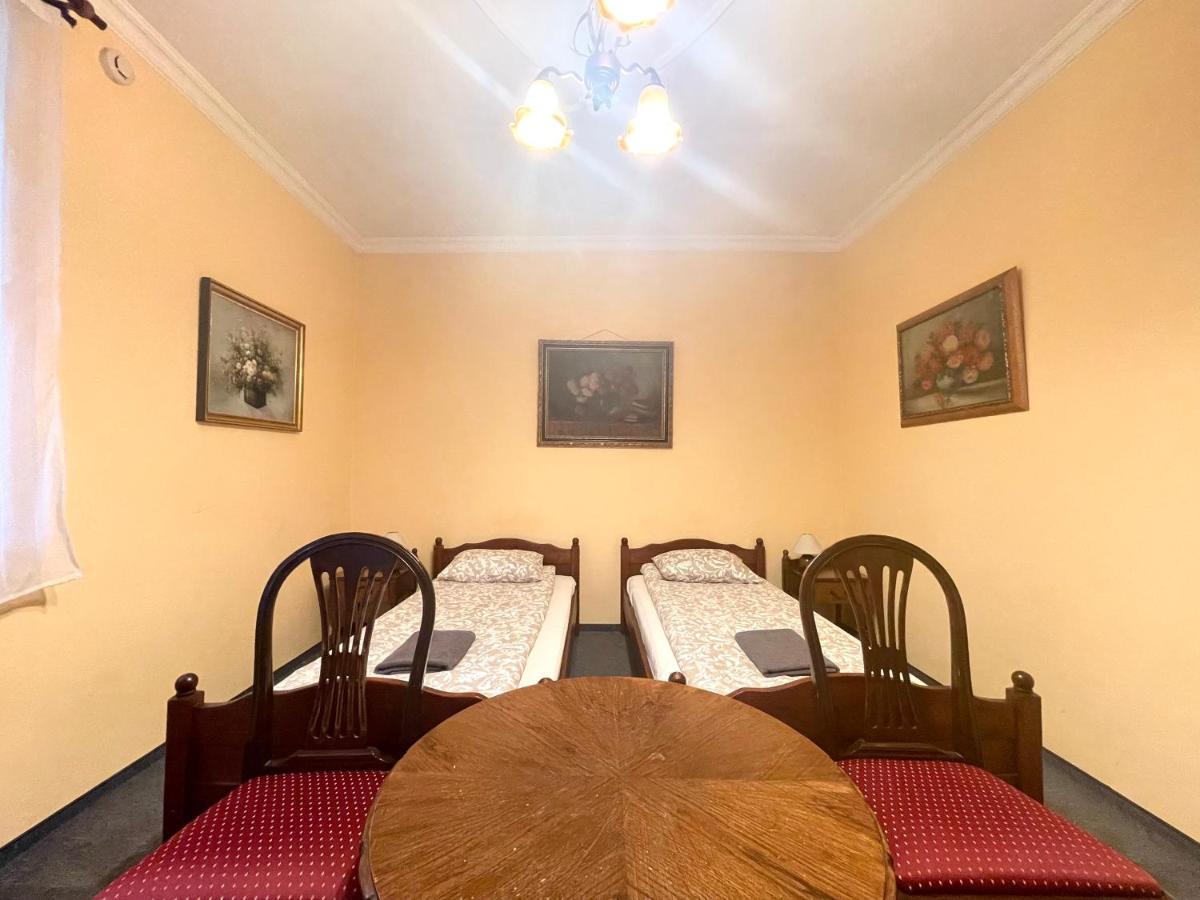 Luxi Romantik Apartments Будапеща Екстериор снимка